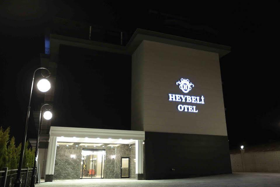 מודניה Heybeli Hotel מראה חיצוני תמונה